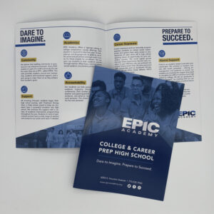 High-quality trade show printing Dubai with custom booth graphics, banners, posters, and display stands for exhibitions and events.