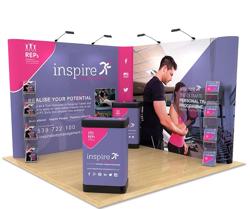 Custom exhibition graphics Dubai for trade show booths, banners, posters, and display stands with vibrant and durable prints.