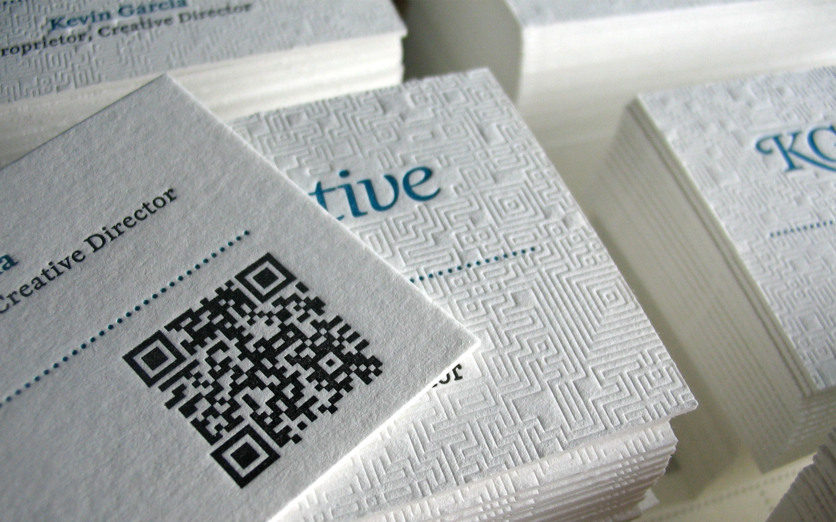 Professional business card printing in Dubai by quality printing services LLC Dubai – last moment print